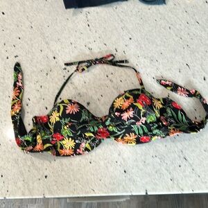EUC Kate Spade bikini top